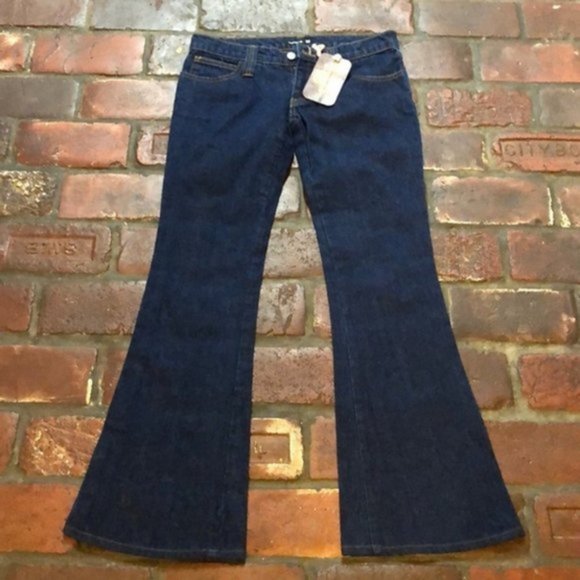 NWT Frankie B Low Rise Dark Wash Flare Jeans Size 2 - Picture 2 of 8